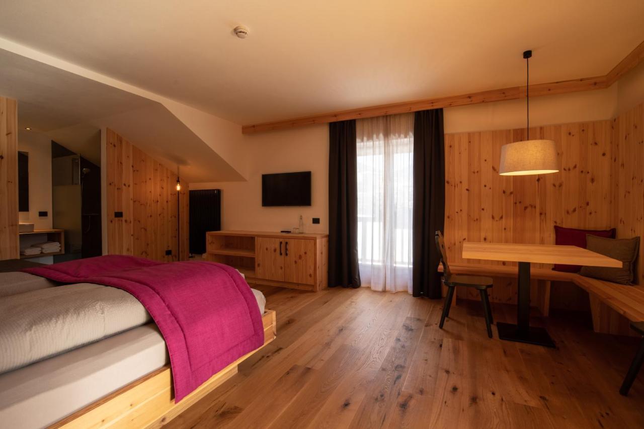 Garni Lilly Hotell San Lorenzo Dorsino Eksteriør bilde